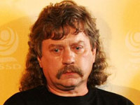 Společnost jako přesýpací hodiny